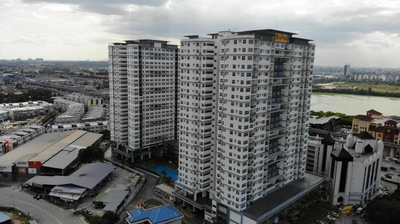 No.8 The Cube @ Puchong Skypod Residence 外观 照片