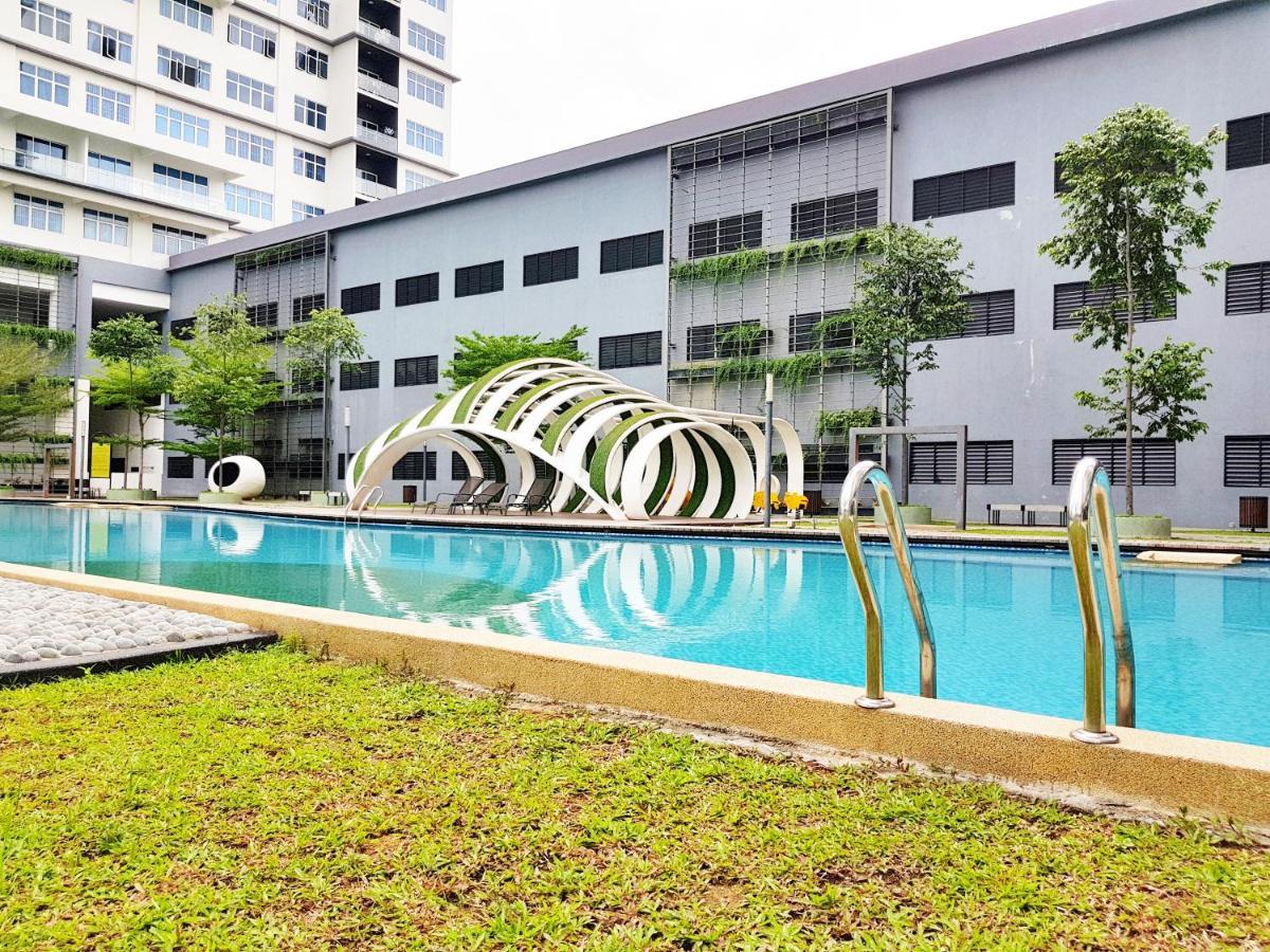 No.8 The Cube @ Puchong Skypod Residence 外观 照片